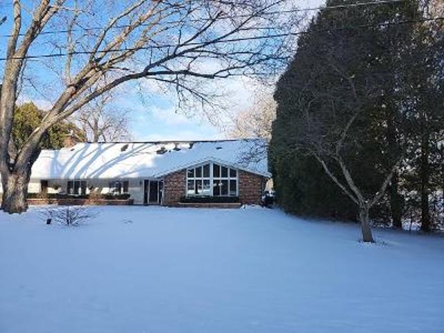 House for sale in Hillsdale