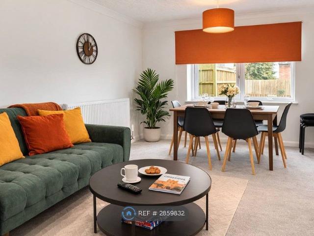 House for rent in Barnwell, Arbury