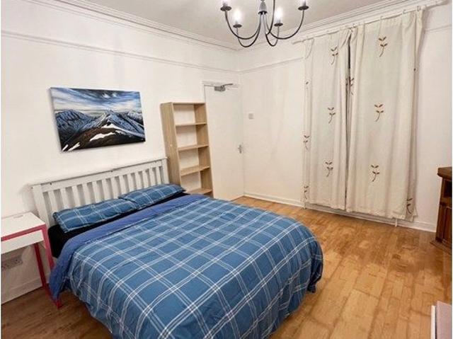 Room for rent in Ferndale, Rodbourne