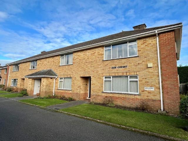 Apartment for rent in Tricketts Cross, Ferndown