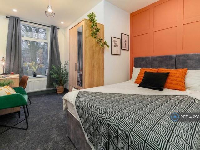 House for rent in Chesham, Bury