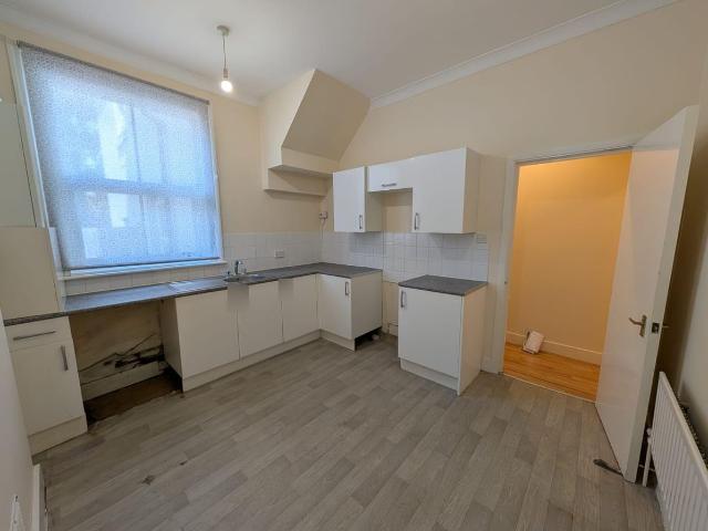 Apartment for rent in London Borough of Croydon, Thornton Heath