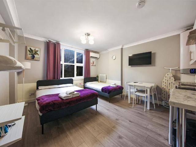 Studio for rent in Maida Hill, Greater London