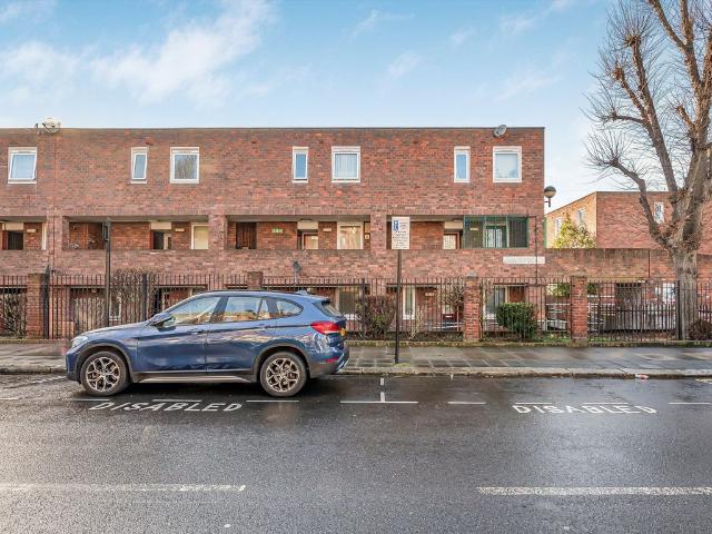 Apartment for rent in Kensal Town, Greater London