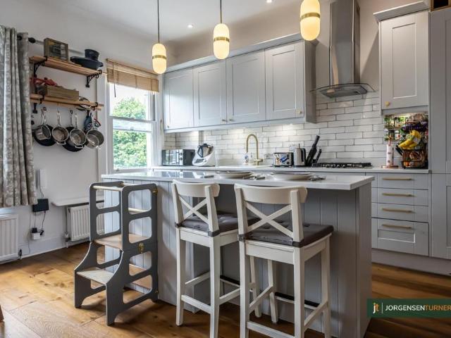 Apartment for rent in Kensal Town, Greater London