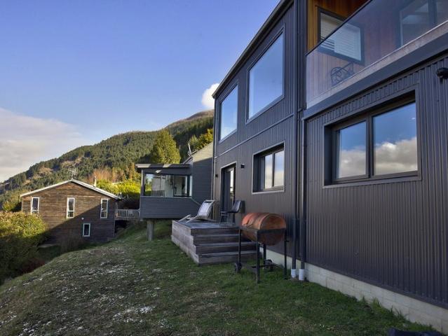 Apartment for rent in Otakou