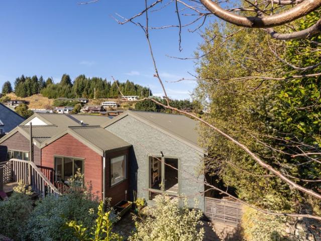 House for rent in Otakou