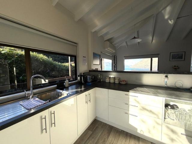 House for rent in Otakou