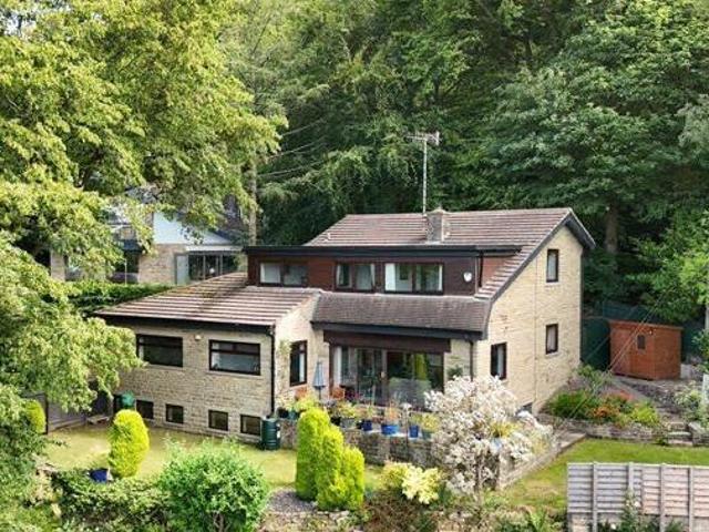 House for sale in Priestthorpe, Crossflatts