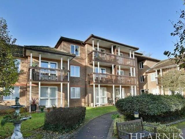 House for sale in Tricketts Cross, Ferndown