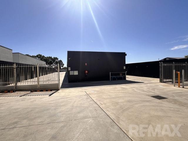 Warehouse for rent in Glenfield Park, Wagga Wagga City Council
