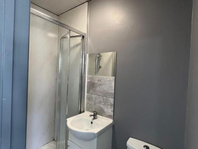 Apartment for rent in London Borough of Hounslow, Greater London