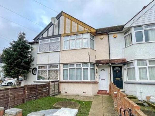 House for sale in London Borough of Hounslow, Feltham