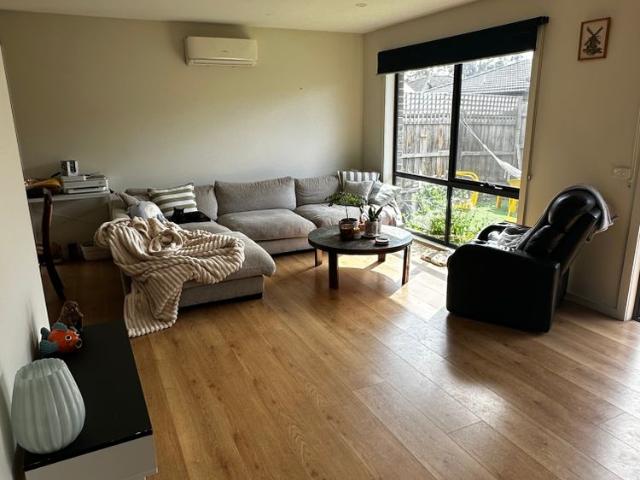 Room for rent in Camerons Creek, Victoria