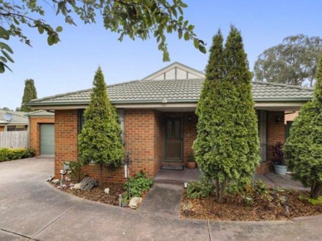 Room for rent in Camerons Creek, Victoria