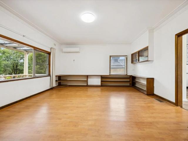 Room for rent in Ferntree Gully, Melbourne