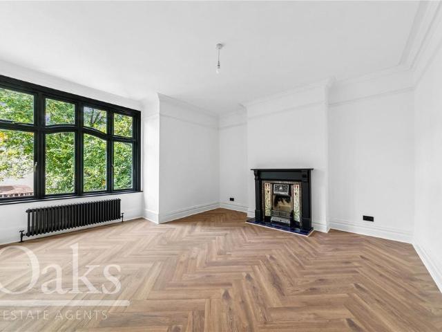 Apartment for rent in Streatham, Greater London