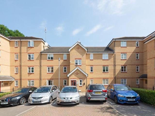 House for rent in Southgate, Greater London