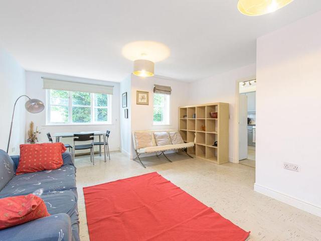 House for rent in Southgate, Greater London