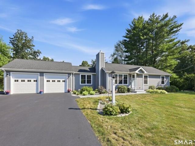 House for sale in Farmington, Connecticut