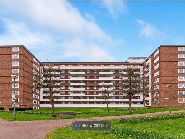 Apartment for rent in Southfields, Greater London