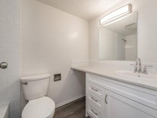 Apartment for rent in Victoria, British Columbia