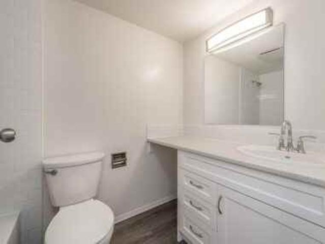 Apartment for rent in Victoria, British Columbia