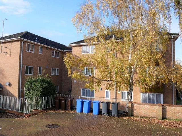 Apartment for rent in Parkwood, Gillingham
