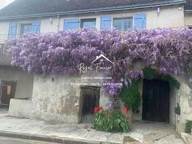 Maison vente à Loches, Ferrière-larçon