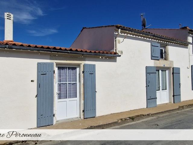 Maison vente à La Rochelle, Ferrières
