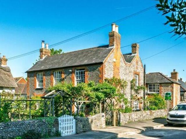 House for sale in Worthing, West Sussex