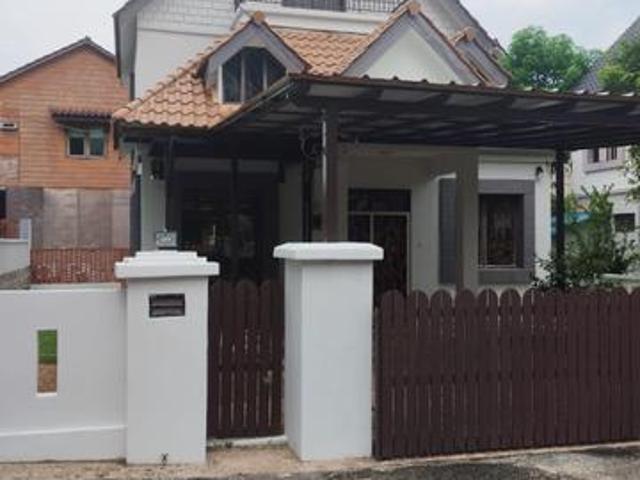 Bungalow for rent in Georgetown, Penang