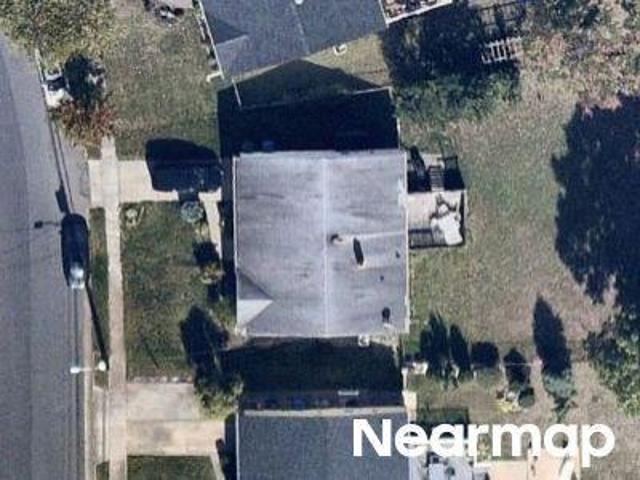 House for sale in Edison, New Jersey