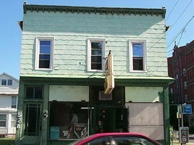 House for sale in Niagara Falls, New York