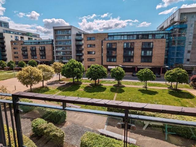 Apartment for rent in Cardiff International Sports Village, Falcon Lodge