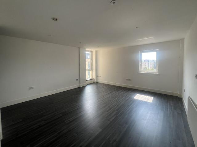 Apartment for rent in Penylan, Falcon Lodge