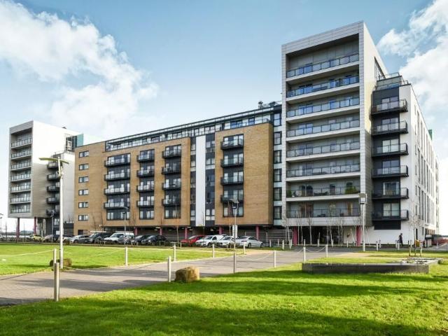 Apartment for rent in Cardiff International Sports Village, Falcon Lodge