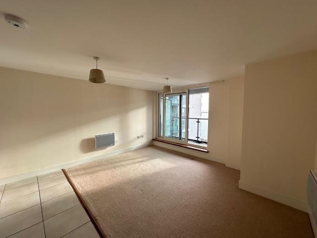 Apartment for rent in Cardiff International Sports Village, Falcon Lodge