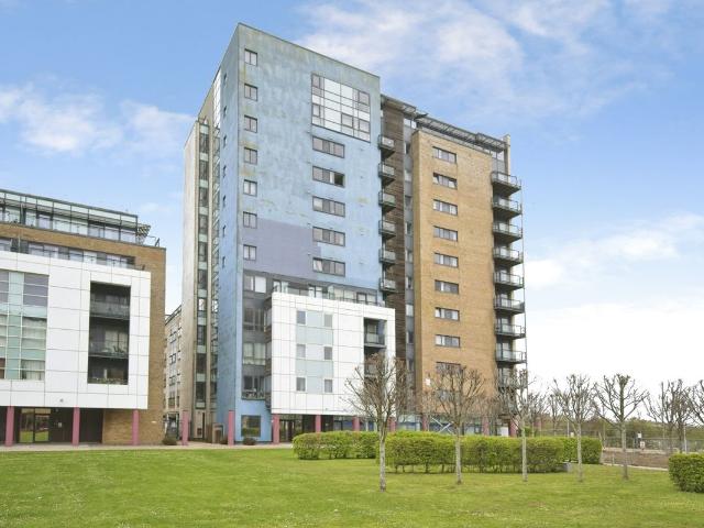 Apartment for rent in Cardiff International Sports Village, Falcon Lodge