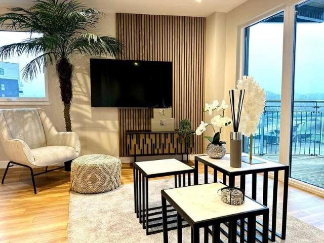Apartment for rent in Cardiff International Sports Village, Falcon Lodge
