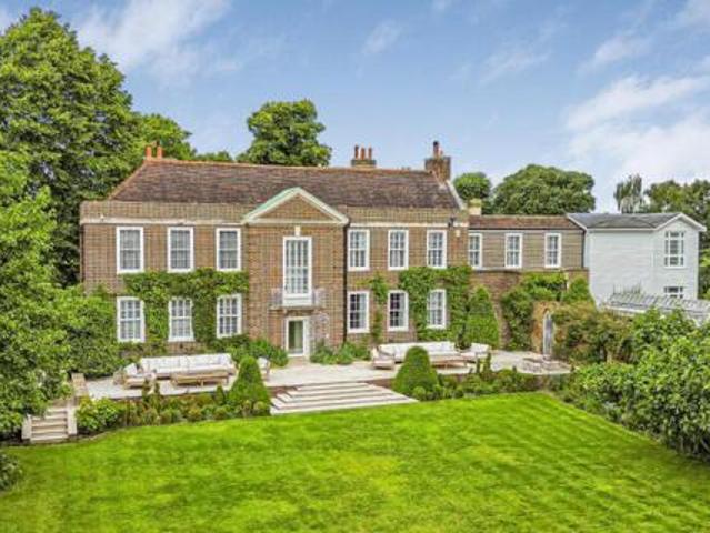House for sale in London Borough of Hounslow, Cat Hill