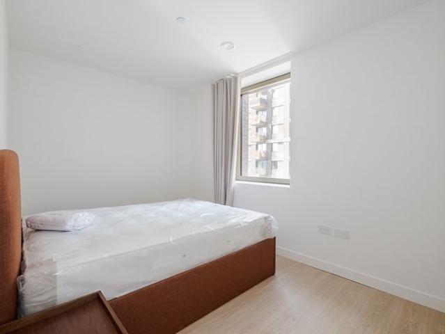 Studio for rent in Tottenham Hale, Greater London