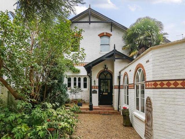 House for sale in Lower Halliford, Surrey