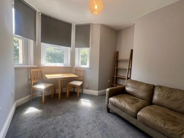 Apartment for rent in Cardiff International Sports Village, Falcon Lodge
