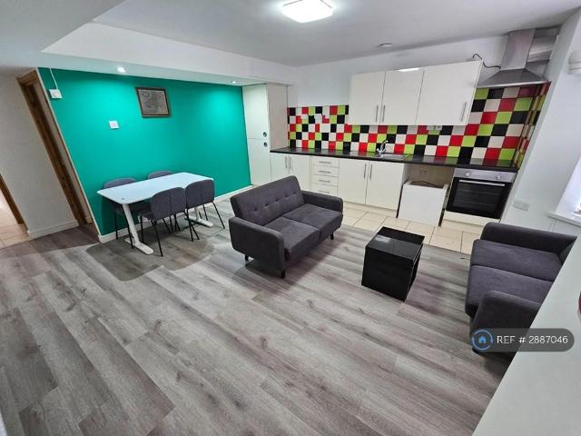 Apartment for rent in Cardiff International Sports Village, Falcon Lodge