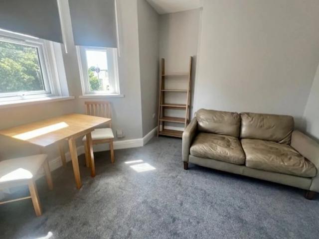 Apartment for rent in Cardiff International Sports Village, Falcon Lodge