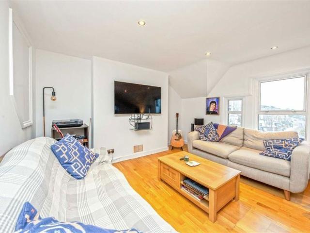 Apartment for rent in Ham, Greater London