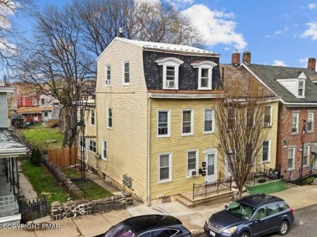 House for sale in Easton, Pennsylvania