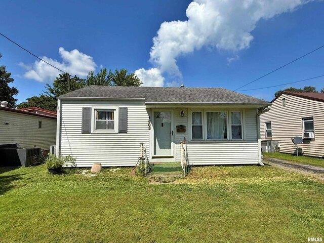 House for sale in Metropolis, Illinois