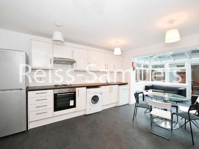 House for rent in Isle Of Dogs, Greater London